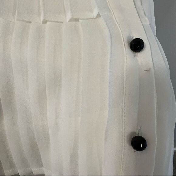 *marks* White House Black Market Bow-Neck Pleated Blouse | Size 4 - Picture 7 of 13
